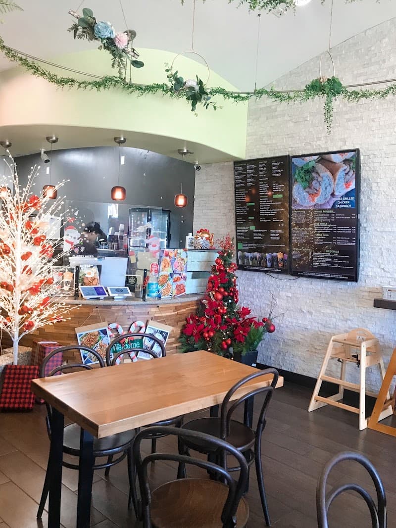 Y Tea Cafe: Boba, Fries, Crawfish