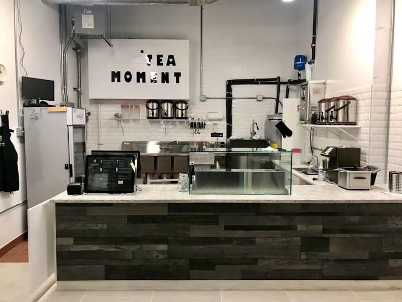 Tea Moment