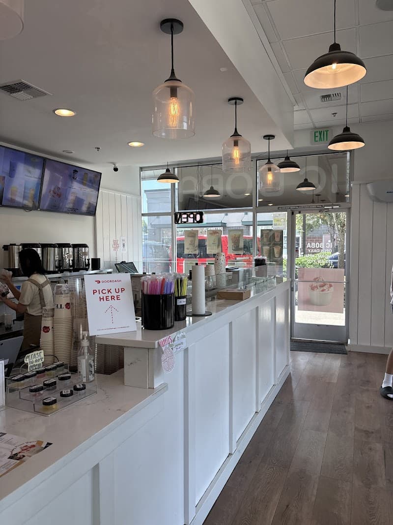IC Boba, Covington