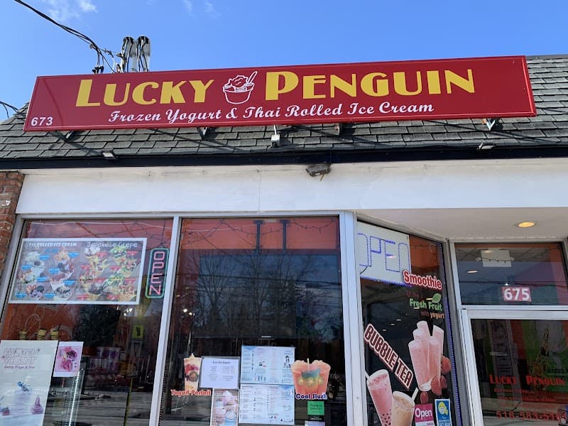 Lucky Penguin Frozen Yogurt Bubble tea