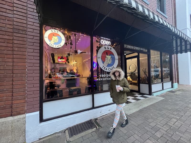 B&K Tea Cafe