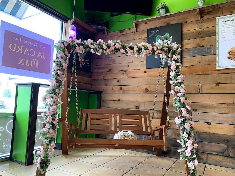 J-Petal Cafe