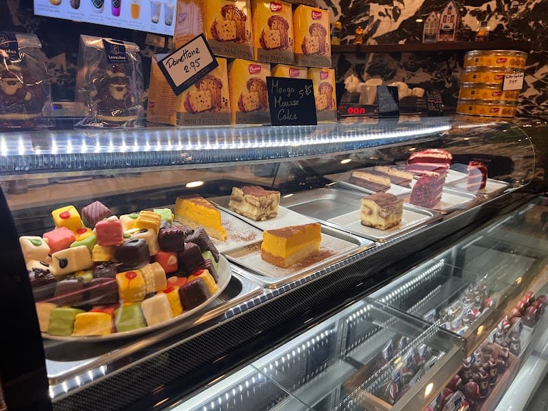 Cafe Darq