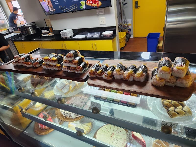 Honeybee Boba Cafe