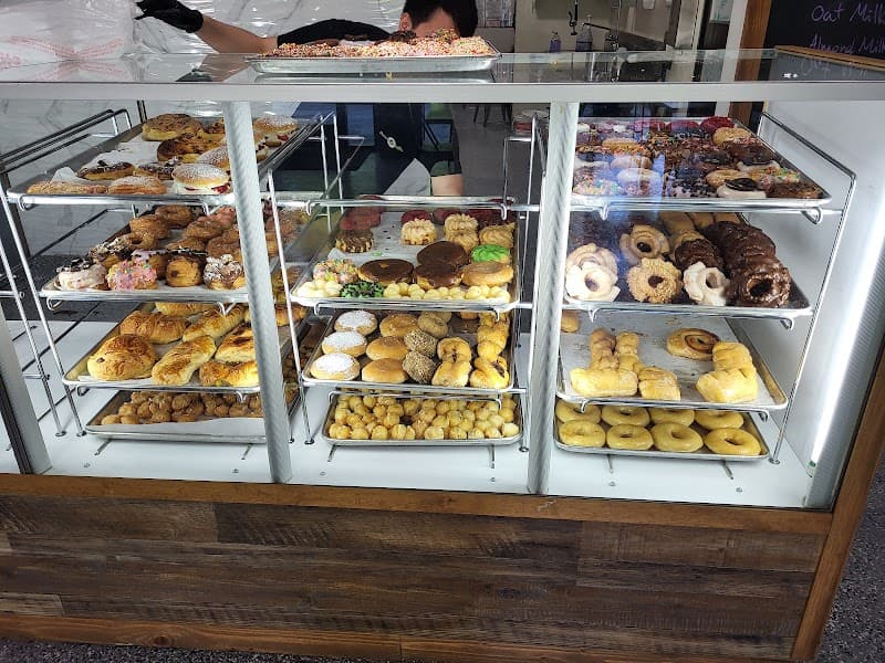 Donuts & Coffey