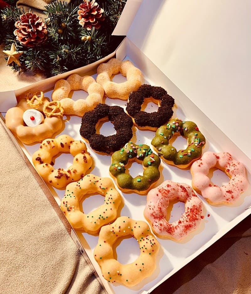 Mochiholic(Mochi Donuts, Boba, Desserts)