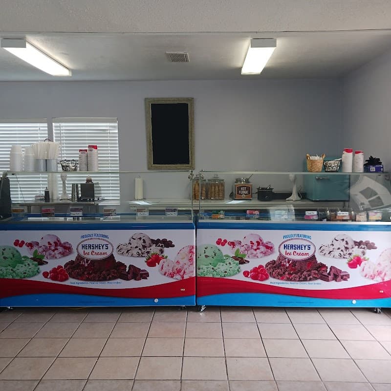 Ice Cream Palace on Jeff Davis Avenue
