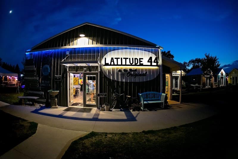 Latitude 44