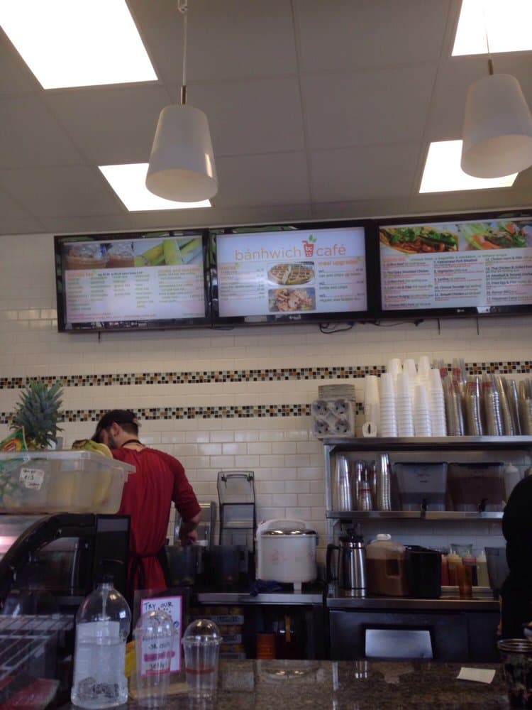 Bánhwich Café