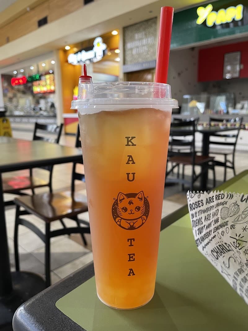 Customer of Kau Tea