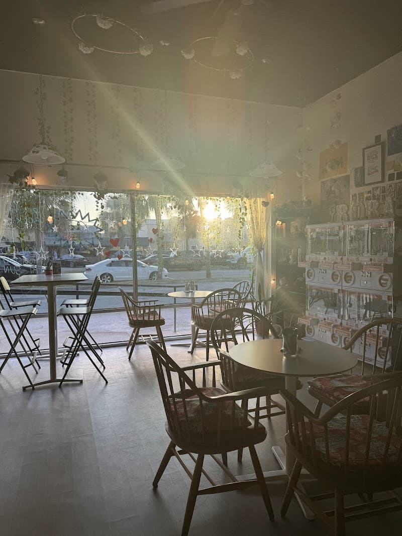 Stardust Cafe