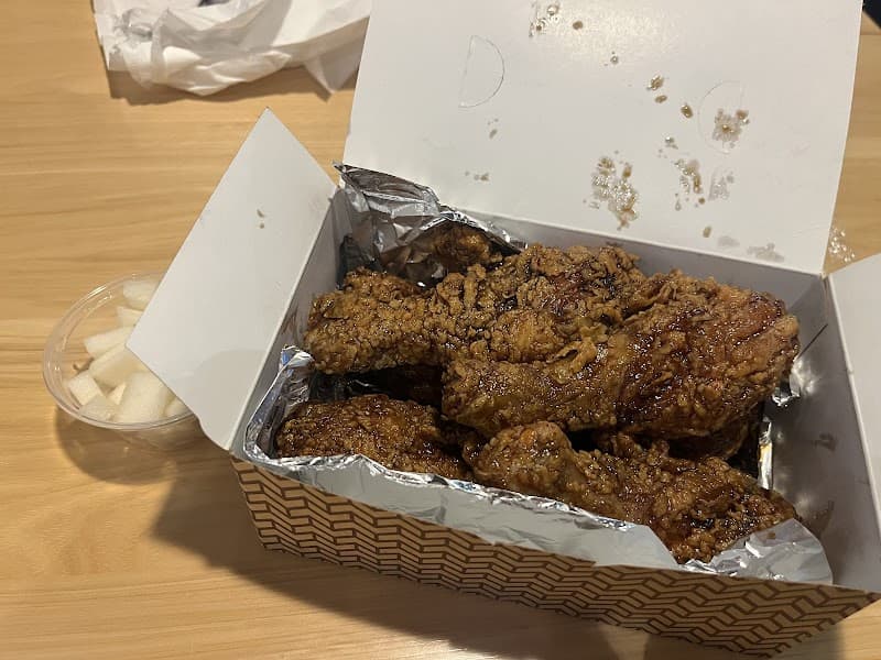 Moge tee & Korean Style Chicken