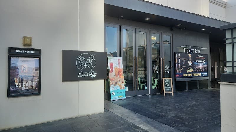 French Kiss café