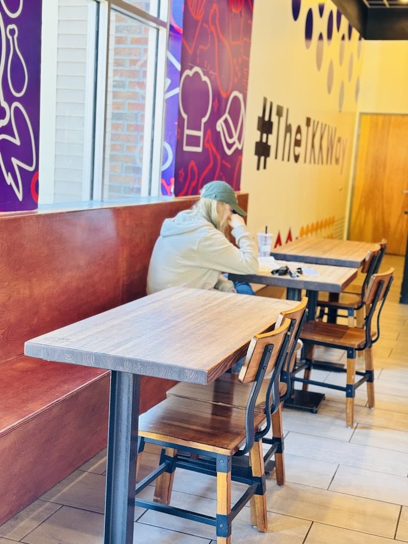 Kung Fu Tea & T.K.K. Express 顶呱呱 - Williamsburg VA