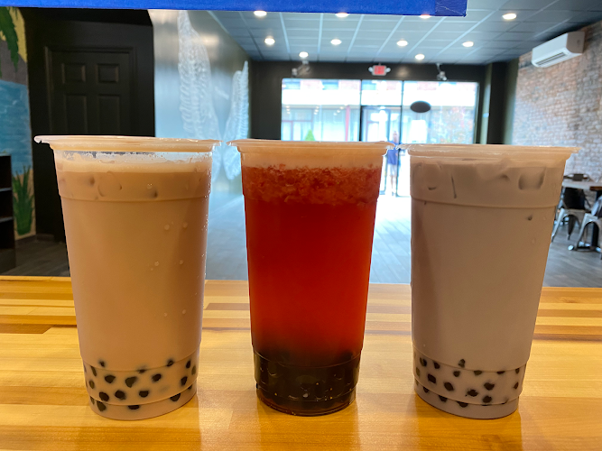 Prince House Poke: Poke/ Açaí / Pitaya Bowl / Smoothies / Boba Tea / Milkshakes / Ice Cream / Salad / Frozen Drinks