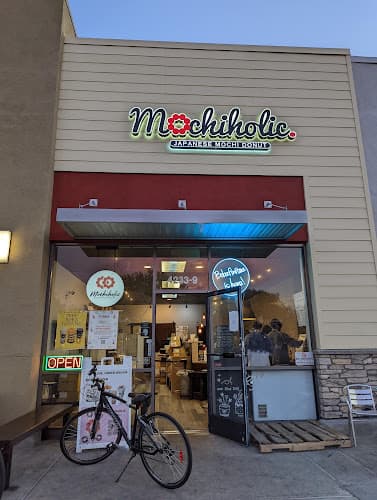 Mochiholic (Mochi Donuts, Boba, Desserts)