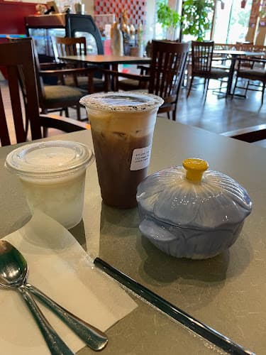 Quynh Cafe | Smoothie • Chè • Coffee • Tea • Dessert