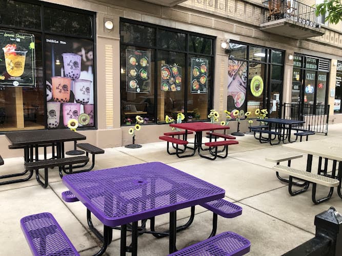 Taichi Bubble Tea, Ramen and Poke Bowl - Rogers Park