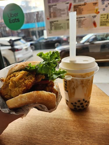 Tsaōcaa 朝茶 | East Side, Milwaukee